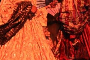 Le fanal de Saint-Louis : le défilé des signares