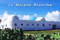 La Maison Blanche du lac rose