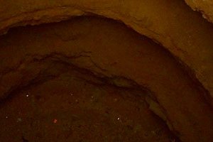 Le mystérieux puits de Kalom Fall