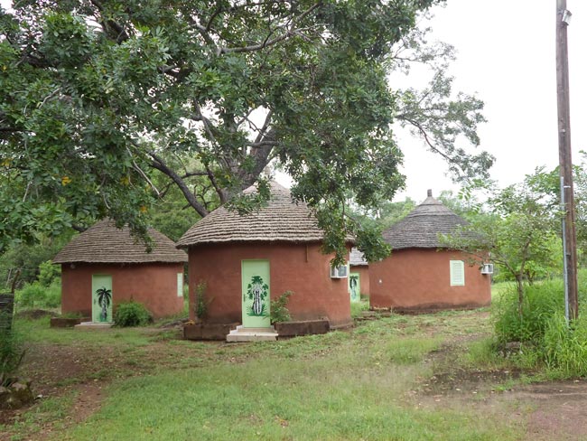 Nouvelles cases-Hôtel Simenti-Parc de Niokolo koba-Tambacounda-Sénégal