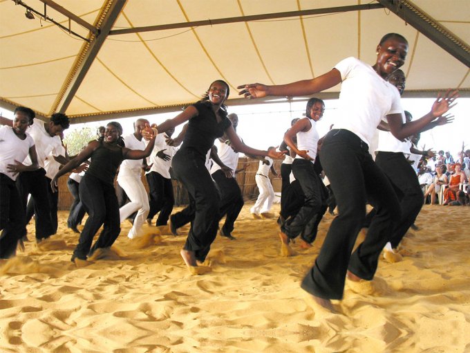 Une aubaine pour les danseurs africains-Ecole des sables-Toubab Dialaw-Sénégal